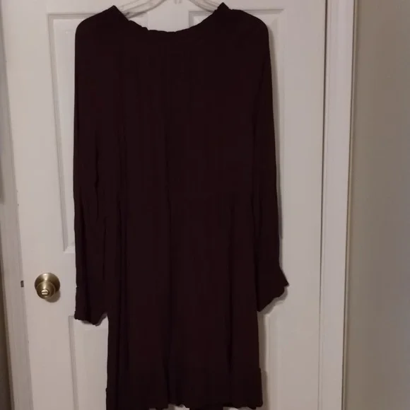 Dress - Picture 6 of 9